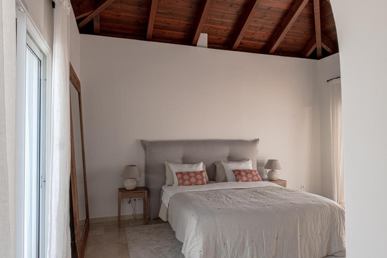 マルベーリャLuxurious Penthouse In Ventura Del Mar Puerto Banusアパートメント エクステリア 写真