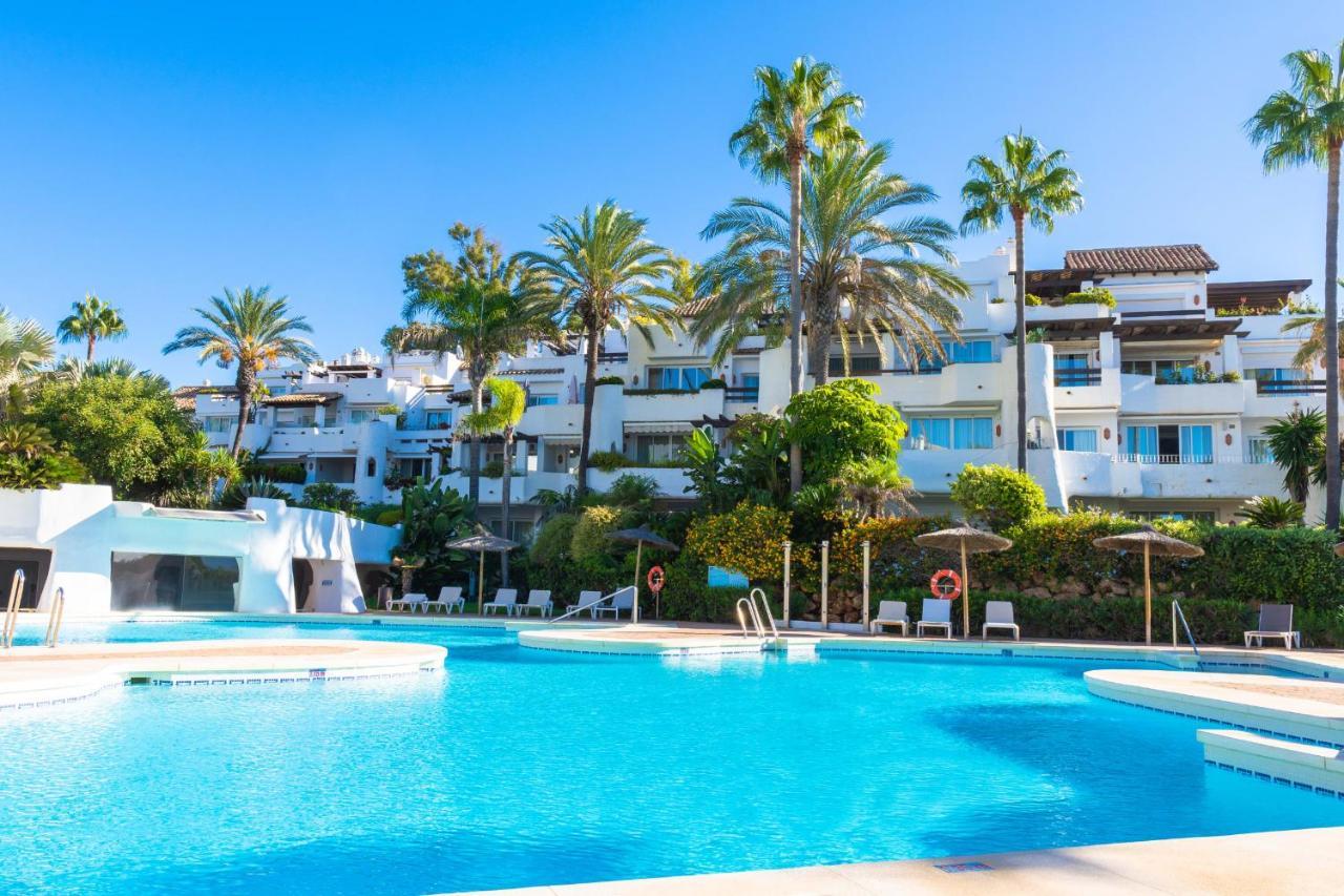 マルベーリャLuxurious Penthouse In Ventura Del Mar Puerto Banusアパートメント エクステリア 写真