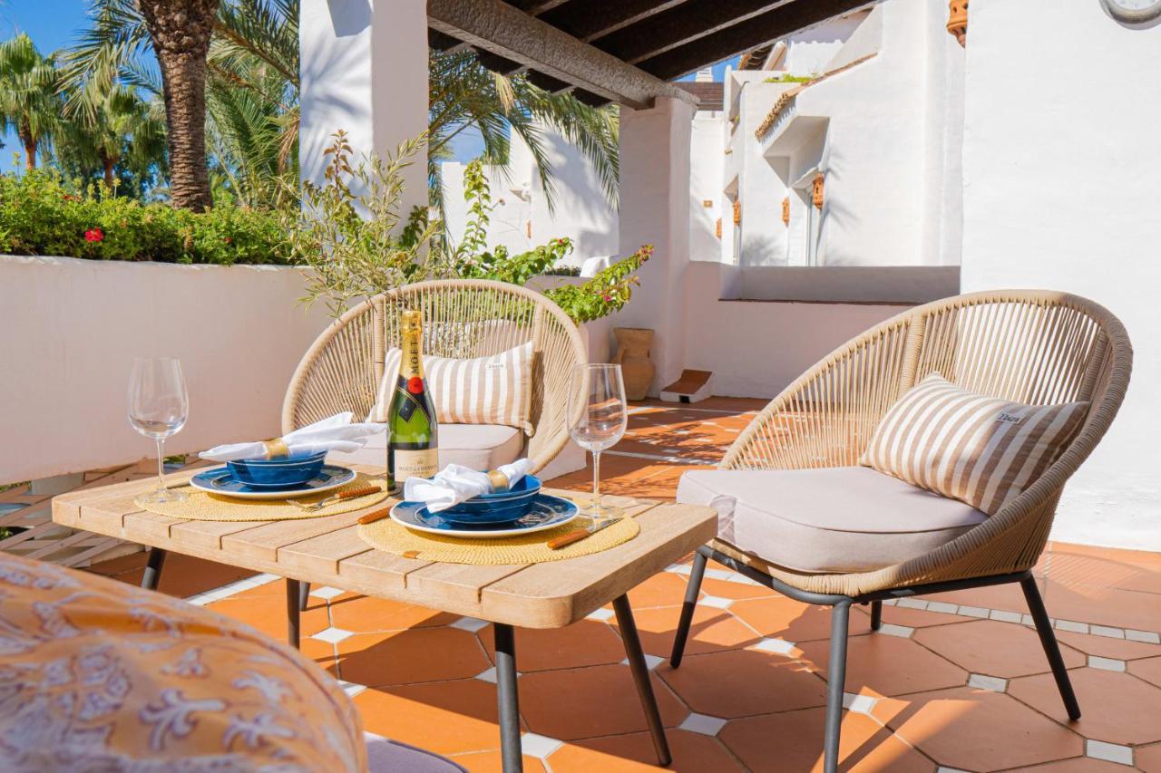 マルベーリャLuxurious Penthouse In Ventura Del Mar Puerto Banusアパートメント エクステリア 写真