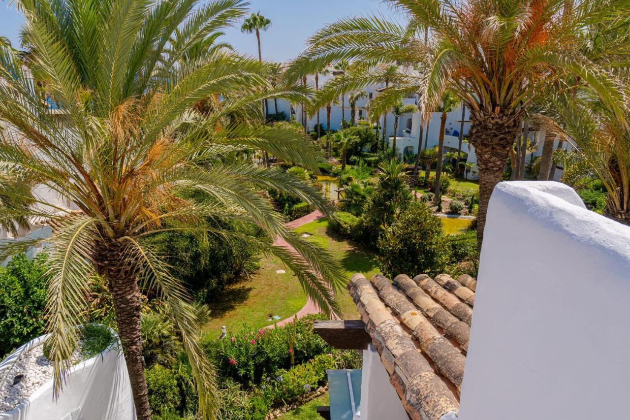 マルベーリャLuxurious Penthouse In Ventura Del Mar Puerto Banusアパートメント エクステリア 写真